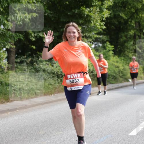 15.06.2025 - REWE Women's Run Jannik Wohlers http://msf.ph/oto/7940725 15.06.2025 10:15:11 Laufen 5033 meine-sportfotos.de