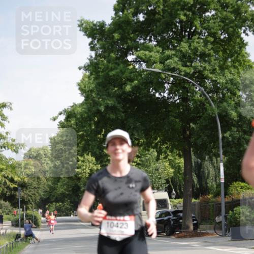 15.06.2025 - REWE Women's Run Jannik Wohlers http://msf.ph/oto/7940730 15.06.2025 08:45:34 Laufen 10423 meine-sportfotos.de