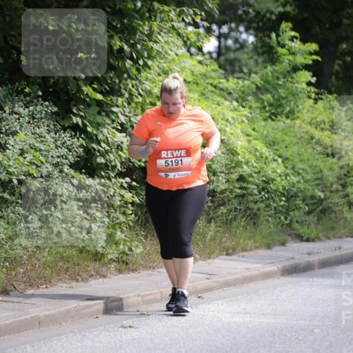 15.06.2025 - REWE Women's Run Jannik Wohlers http://msf.ph/oto/7940752 15.06.2025 10:15:12 Laufen 5191, 5546 meine-sportfotos.de