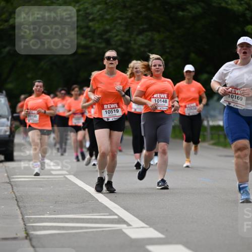 15.06.2025 - REWE Women's Run Dr. Thomas Lammeyer http://msf.ph/oto/7940775 15.06.2025 09:21:02 Laufen 10519, 10169 meine-sportfotos.de