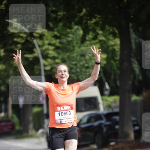 15.06.2025 - REWE Women's Run Jannik Wohlers http://msf.ph/oto/7940777 15.06.2025 08:45:36 Laufen 10663 meine-sportfotos.de