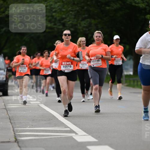 15.06.2025 - REWE Women's Run Dr. Thomas Lammeyer http://msf.ph/oto/7940786 15.06.2025 09:21:03 Laufen 10519, 106, 74, 10148 meine-sportfotos.de