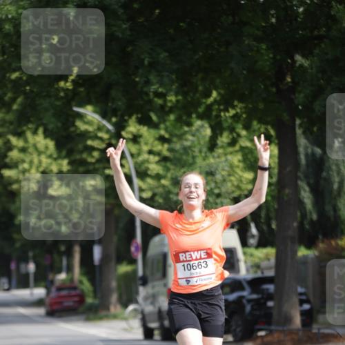 15.06.2025 - REWE Women's Run Jannik Wohlers http://msf.ph/oto/7940797 15.06.2025 08:45:36 Laufen 10663 meine-sportfotos.de