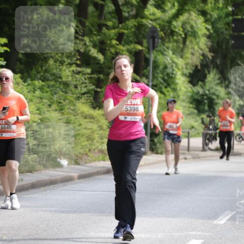 15.06.2025 - REWE Women's Run Jannik Wohlers http://msf.ph/oto/7940811 15.06.2025 10:15:14 Laufen 5546, 5398 meine-sportfotos.de