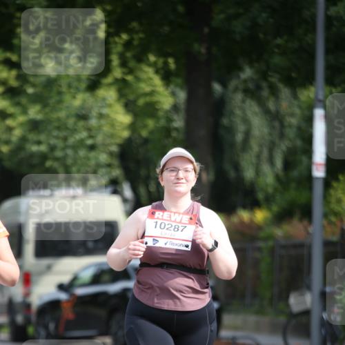 15.06.2025 - REWE Women's Run Jannik Wohlers http://msf.ph/oto/7940849 15.06.2025 09:58:31 Laufen 10287 meine-sportfotos.de