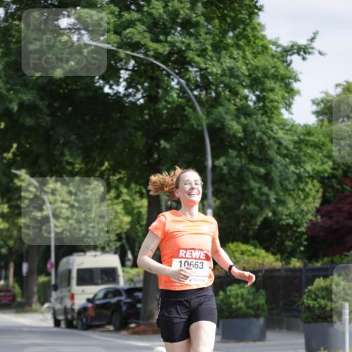 15.06.2025 - REWE Women's Run Jannik Wohlers http://msf.ph/oto/7940875 15.06.2025 08:45:37 Laufen 10663 meine-sportfotos.de