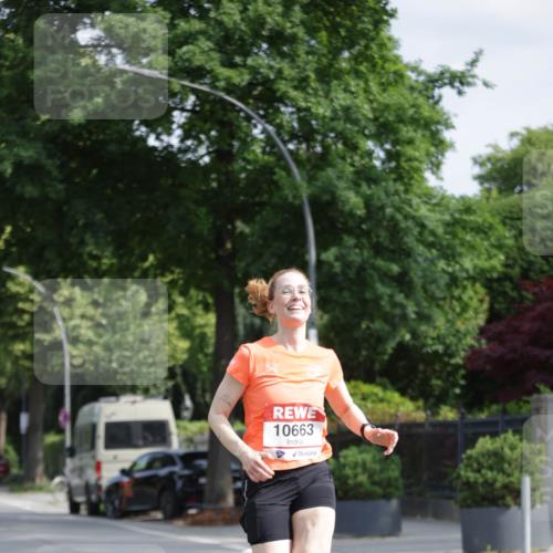 15.06.2025 - REWE Women's Run Jannik Wohlers http://msf.ph/oto/7940880 15.06.2025 08:45:37 Laufen 10663 meine-sportfotos.de