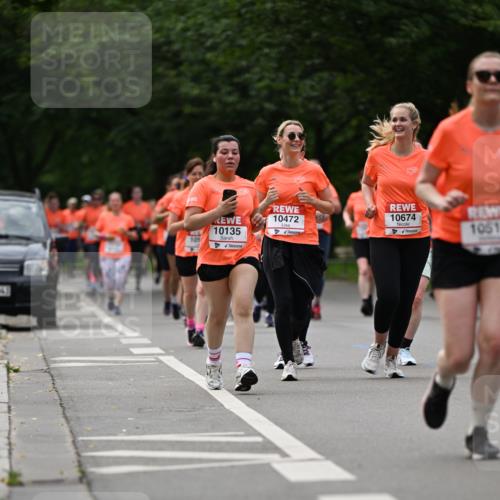 15.06.2025 - REWE Women's Run Dr. Thomas Lammeyer http://msf.ph/oto/7940895 15.06.2025 09:21:06 Laufen 10472, 10135, 10674 meine-sportfotos.de