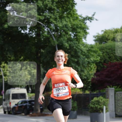 15.06.2025 - REWE Women's Run Jannik Wohlers http://msf.ph/oto/7940897 15.06.2025 08:45:37 Laufen 10663 meine-sportfotos.de