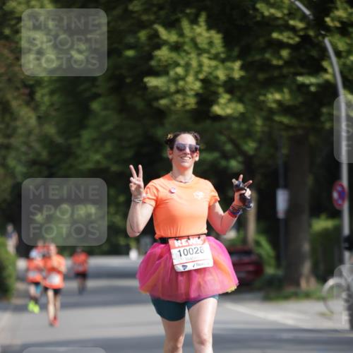 15.06.2025 - REWE Women's Run Jannik Wohlers http://msf.ph/oto/7940913 15.06.2025 08:45:45 Laufen 10028 meine-sportfotos.de