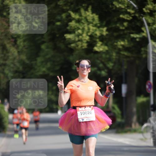 15.06.2025 - REWE Women's Run Jannik Wohlers http://msf.ph/oto/7940916 15.06.2025 08:45:45 Laufen 10028, 111 meine-sportfotos.de