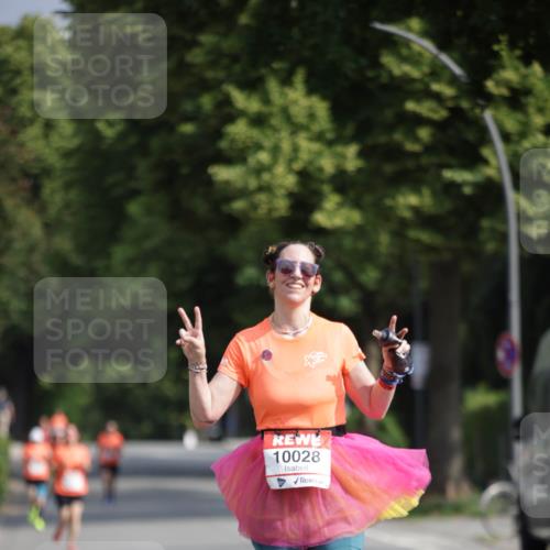15.06.2025 - REWE Women's Run Jannik Wohlers http://msf.ph/oto/7940947 15.06.2025 08:45:46 Laufen 10028 meine-sportfotos.de