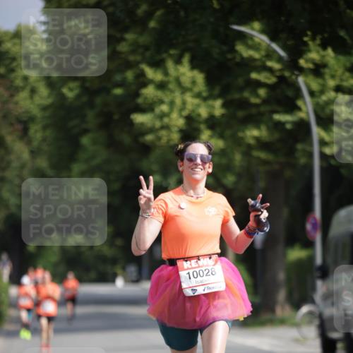 15.06.2025 - REWE Women's Run Jannik Wohlers http://msf.ph/oto/7940955 15.06.2025 08:45:46 Laufen 10028 meine-sportfotos.de
