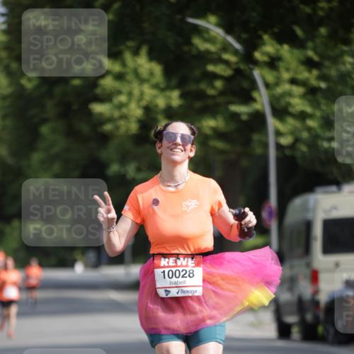 15.06.2025 - REWE Women's Run Jannik Wohlers http://msf.ph/oto/7940961 15.06.2025 08:45:46 Laufen 10028 meine-sportfotos.de