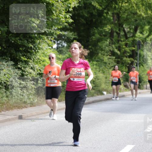 15.06.2025 - REWE Women's Run Jannik Wohlers http://msf.ph/oto/7940963 15.06.2025 10:15:17 Laufen 5546, 398 meine-sportfotos.de