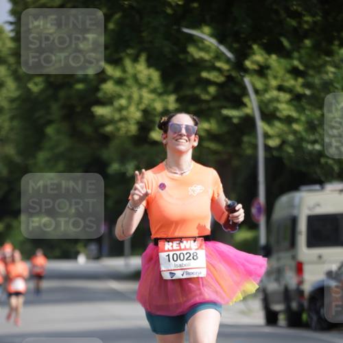 15.06.2025 - REWE Women's Run Jannik Wohlers http://msf.ph/oto/7940965 15.06.2025 08:45:46 Laufen 10028 meine-sportfotos.de