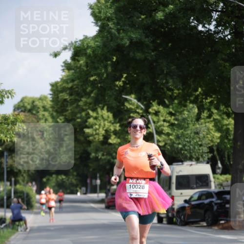 15.06.2025 - REWE Women's Run Jannik Wohlers http://msf.ph/oto/7940990 15.06.2025 08:45:47 Laufen 10028 meine-sportfotos.de