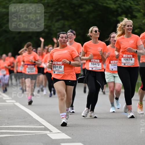 15.06.2025 - REWE Women's Run Dr. Thomas Lammeyer http://msf.ph/oto/7940991 15.06.2025 09:21:07 Laufen 10472, 1083, 10135, 10674 meine-sportfotos.de