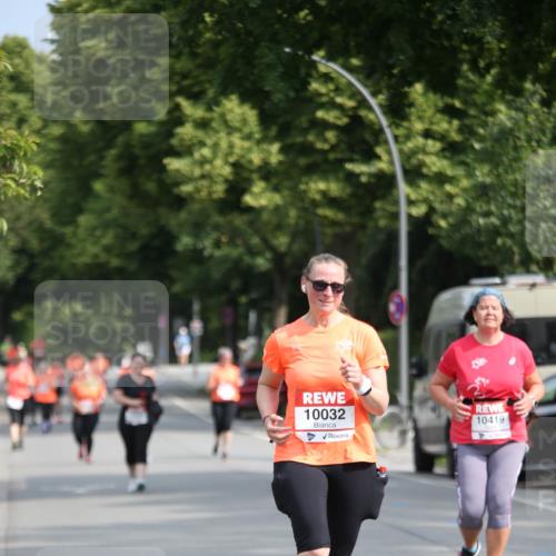15.06.2025 - REWE Women's Run Jannik Wohlers http://msf.ph/oto/7940997 15.06.2025 09:58:38 Laufen 10032, 10419 meine-sportfotos.de