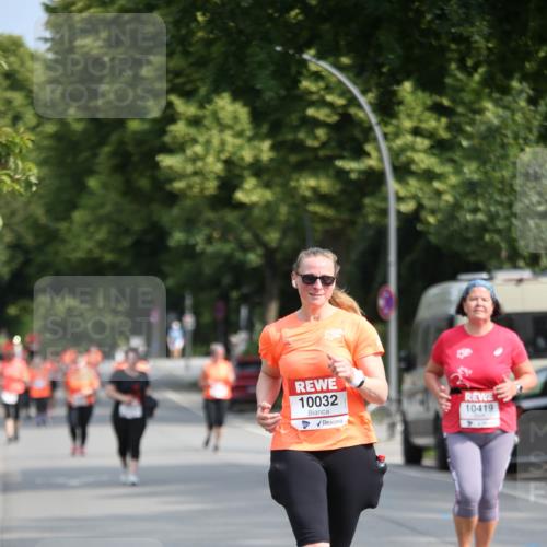 15.06.2025 - REWE Women's Run Jannik Wohlers http://msf.ph/oto/7941000 15.06.2025 09:58:38 Laufen 10032, 10419 meine-sportfotos.de