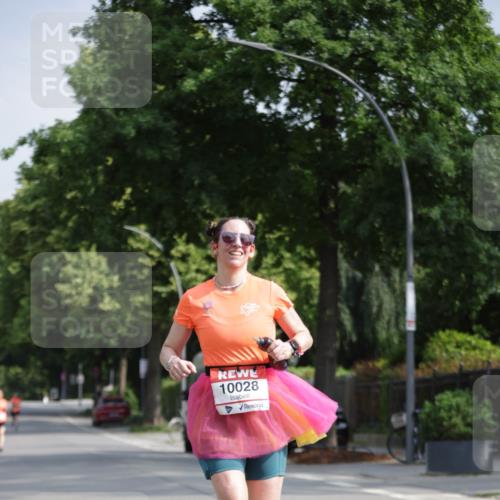 15.06.2025 - REWE Women's Run Jannik Wohlers http://msf.ph/oto/7941043 15.06.2025 08:45:48 Laufen 10028 meine-sportfotos.de