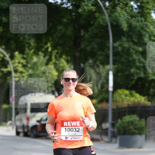 15.06.2025 - REWE Women's Run Jannik Wohlers http://msf.ph/oto/7941062 15.06.2025 09:58:40 Laufen 10032 meine-sportfotos.de