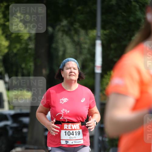 15.06.2025 - REWE Women's Run Jannik Wohlers http://msf.ph/oto/7941079 15.06.2025 09:58:41 Laufen 10419 meine-sportfotos.de
