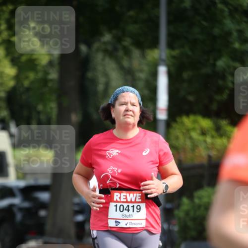 15.06.2025 - REWE Women's Run Jannik Wohlers http://msf.ph/oto/7941091 15.06.2025 09:58:41 Laufen 10419 meine-sportfotos.de