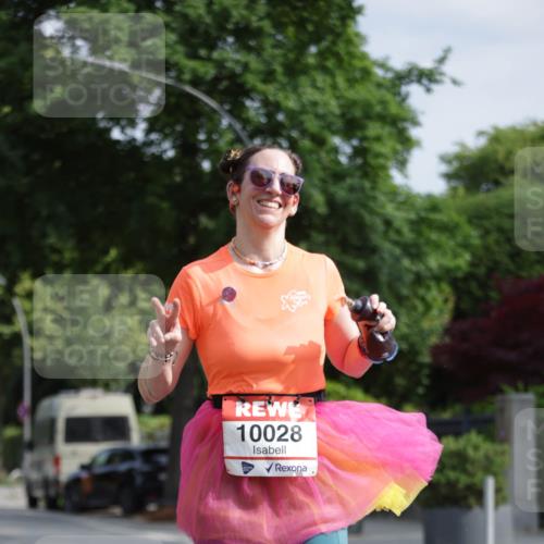 15.06.2025 - REWE Women's Run Jannik Wohlers http://msf.ph/oto/7941102 15.06.2025 08:45:48 Laufen 10028 meine-sportfotos.de