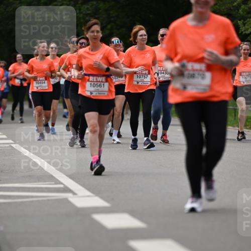 15.06.2025 - REWE Women's Run Dr. Thomas Lammeyer http://msf.ph/oto/7941124 15.06.2025 09:21:11 Laufen 10454, 10, 10561, 10430, 10757 meine-sportfotos.de