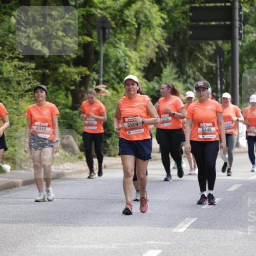 15.06.2025 - REWE Women's Run Jannik Wohlers http://msf.ph/oto/7941129 15.06.2025 10:15:20 Laufen 1645, 5445, 5407, 5504, 3235, 5446, 5201 meine-sportfotos.de