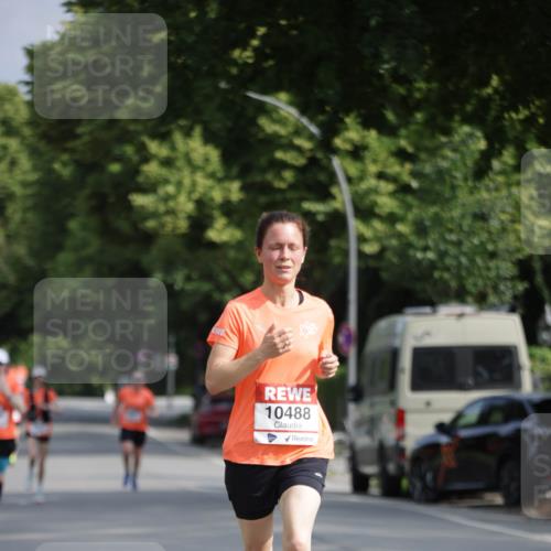 15.06.2025 - REWE Women's Run Jannik Wohlers http://msf.ph/oto/7941155 15.06.2025 08:45:59 Laufen 10488 meine-sportfotos.de