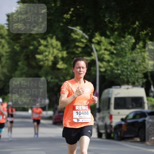 15.06.2025 - REWE Women's Run Jannik Wohlers http://msf.ph/oto/7941158 15.06.2025 08:45:59 Laufen 10488 meine-sportfotos.de