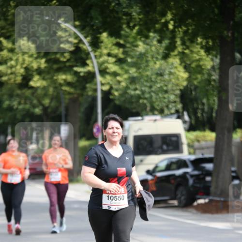 15.06.2025 - REWE Women's Run Jannik Wohlers http://msf.ph/oto/7941170 15.06.2025 09:58:50 Laufen 10550 meine-sportfotos.de