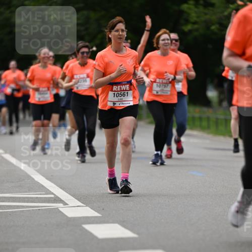15.06.2025 - REWE Women's Run Dr. Thomas Lammeyer http://msf.ph/oto/7941178 15.06.2025 09:21:12 Laufen 10561, 10757 meine-sportfotos.de