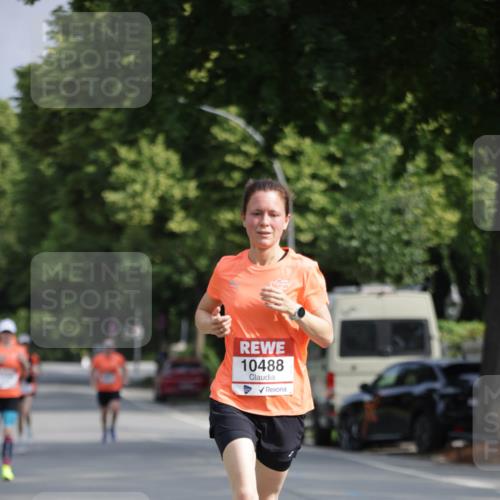 15.06.2025 - REWE Women's Run Jannik Wohlers http://msf.ph/oto/7941179 15.06.2025 08:46:00 Laufen 10488 meine-sportfotos.de