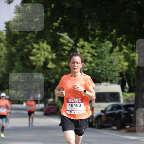 15.06.2025 - REWE Women's Run Jannik Wohlers http://msf.ph/oto/7941182 15.06.2025 08:46:00 Laufen 10488 meine-sportfotos.de