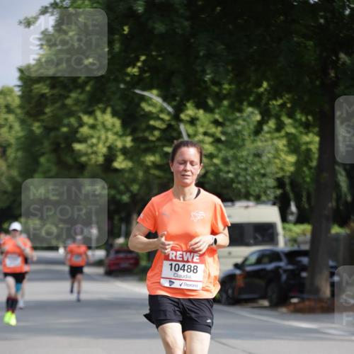 15.06.2025 - REWE Women's Run Jannik Wohlers http://msf.ph/oto/7941191 15.06.2025 08:46:00 Laufen 10488 meine-sportfotos.de