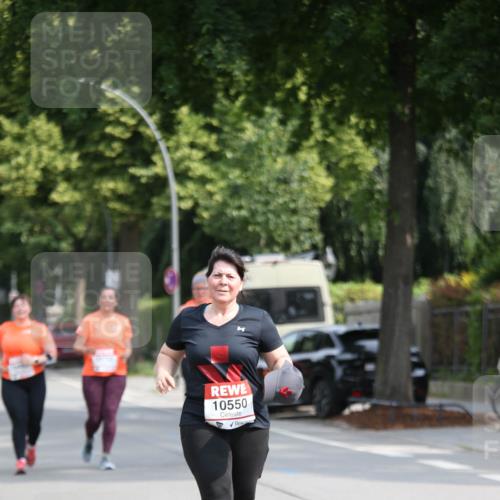 15.06.2025 - REWE Women's Run Jannik Wohlers http://msf.ph/oto/7941196 15.06.2025 09:58:51 Laufen 10550 meine-sportfotos.de