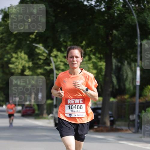 15.06.2025 - REWE Women's Run Jannik Wohlers http://msf.ph/oto/7941227 15.06.2025 08:46:01 Laufen 10488 meine-sportfotos.de