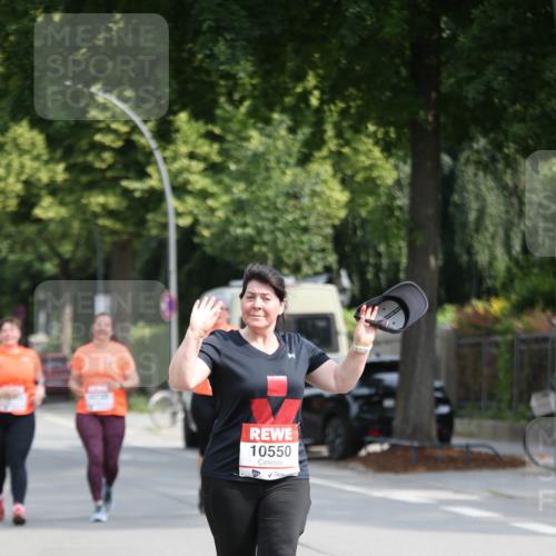 15.06.2025 - REWE Women's Run Jannik Wohlers http://msf.ph/oto/7941228 15.06.2025 09:58:51 Laufen 10550 meine-sportfotos.de