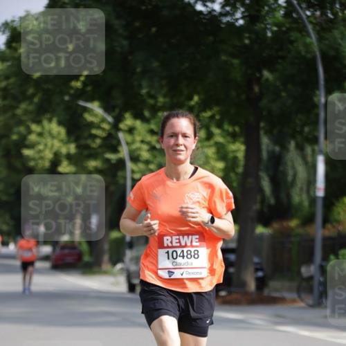 15.06.2025 - REWE Women's Run Jannik Wohlers http://msf.ph/oto/7941232 15.06.2025 08:46:01 Laufen 10488 meine-sportfotos.de
