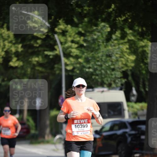 15.06.2025 - REWE Women's Run Jannik Wohlers http://msf.ph/oto/7941278 15.06.2025 08:46:04 Laufen 10399 meine-sportfotos.de