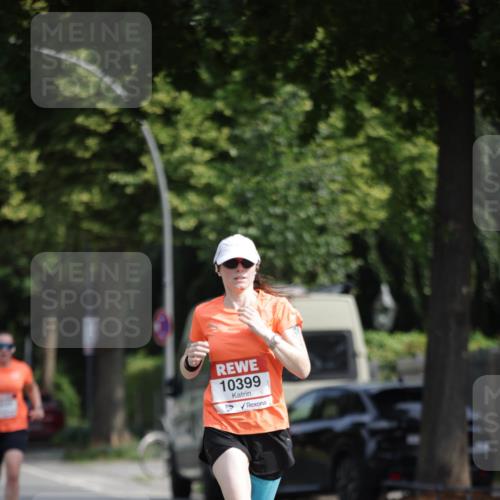 15.06.2025 - REWE Women's Run Jannik Wohlers http://msf.ph/oto/7941292 15.06.2025 08:46:04 Laufen 10399 meine-sportfotos.de