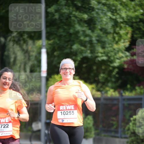 15.06.2025 - REWE Women's Run Jannik Wohlers http://msf.ph/oto/7941314 15.06.2025 09:58:56 Laufen 722, 10255 meine-sportfotos.de