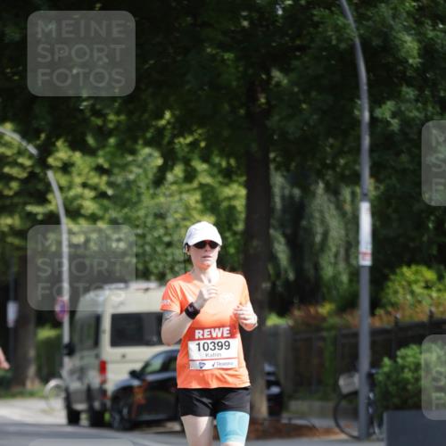 15.06.2025 - REWE Women's Run Jannik Wohlers http://msf.ph/oto/7941342 15.06.2025 08:46:05 Laufen 10399 meine-sportfotos.de