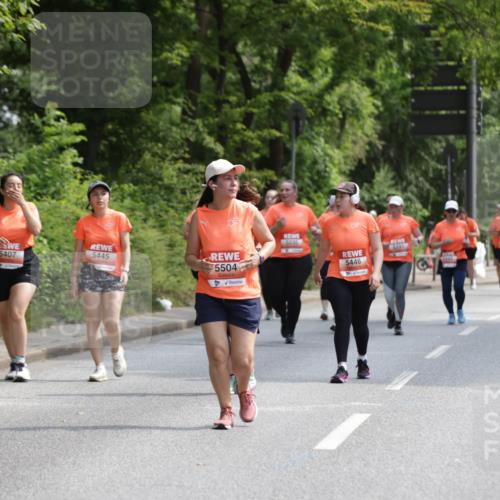 15.06.2025 - REWE Women's Run Jannik Wohlers http://msf.ph/oto/7941351 15.06.2025 10:15:24 Laufen 5235, 6291, 5407, 5445, 5446, 5504 meine-sportfotos.de