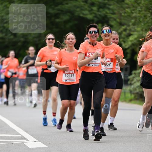 15.06.2025 - REWE Women's Run Dr. Thomas Lammeyer http://msf.ph/oto/7941372 15.06.2025 09:21:17 Laufen 10454, 35, 157 meine-sportfotos.de