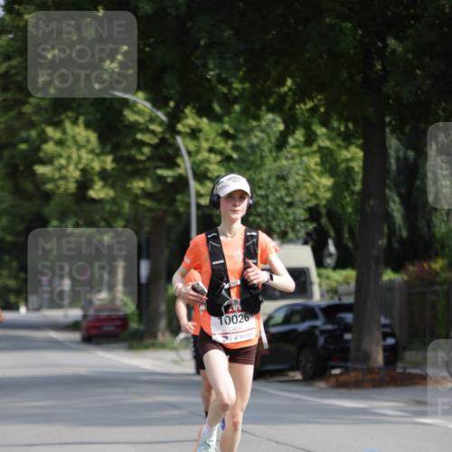 15.06.2025 - REWE Women's Run Jannik Wohlers http://msf.ph/oto/7941442 15.06.2025 08:46:08 Laufen 10026 meine-sportfotos.de