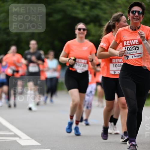 15.06.2025 - REWE Women's Run Dr. Thomas Lammeyer http://msf.ph/oto/7941449 15.06.2025 09:21:19 Laufen 10230, 1045, 10235 meine-sportfotos.de